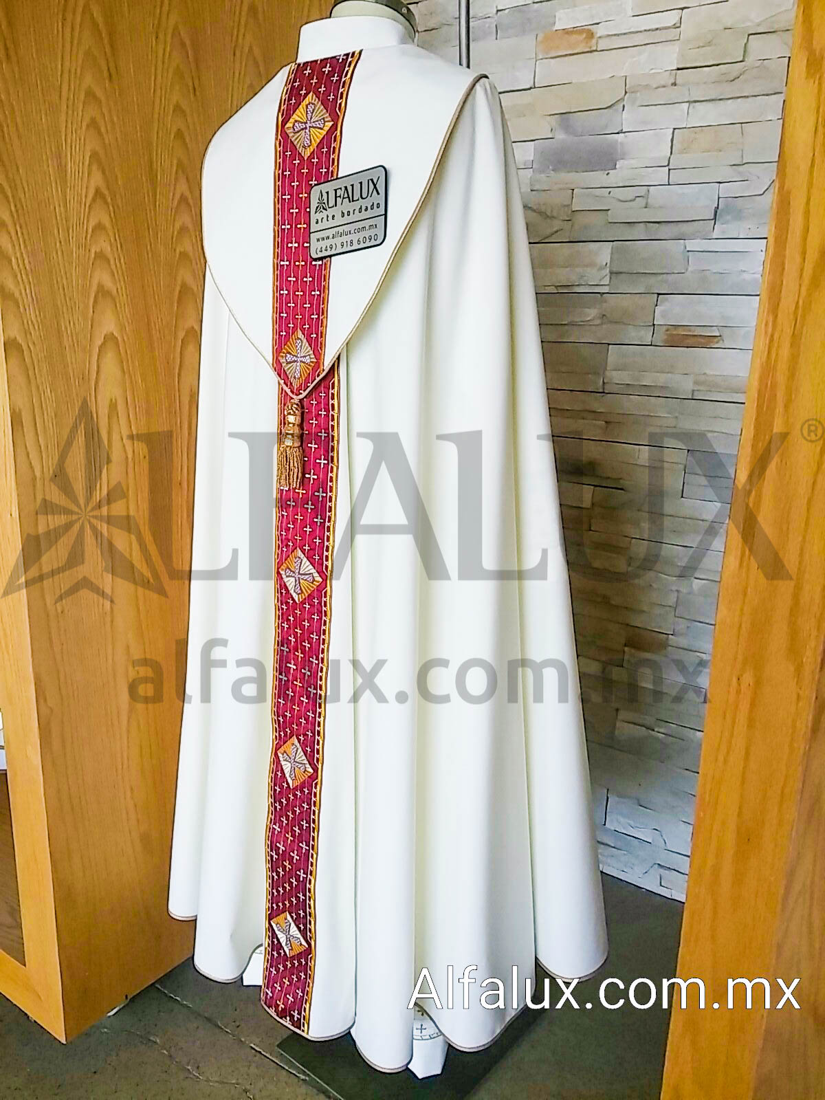 16 MAGNUS Blanco CAPA RojoQuem 935